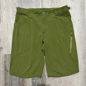 Patagonia Dirt Craft Bike Shorts Mens 30" Green Athletic Cycling MTB 11" Inseam